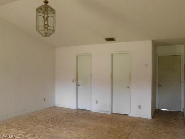 MONTURA - Residential