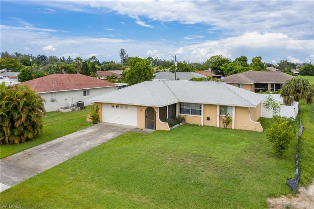 CAPE CORAL - Residential