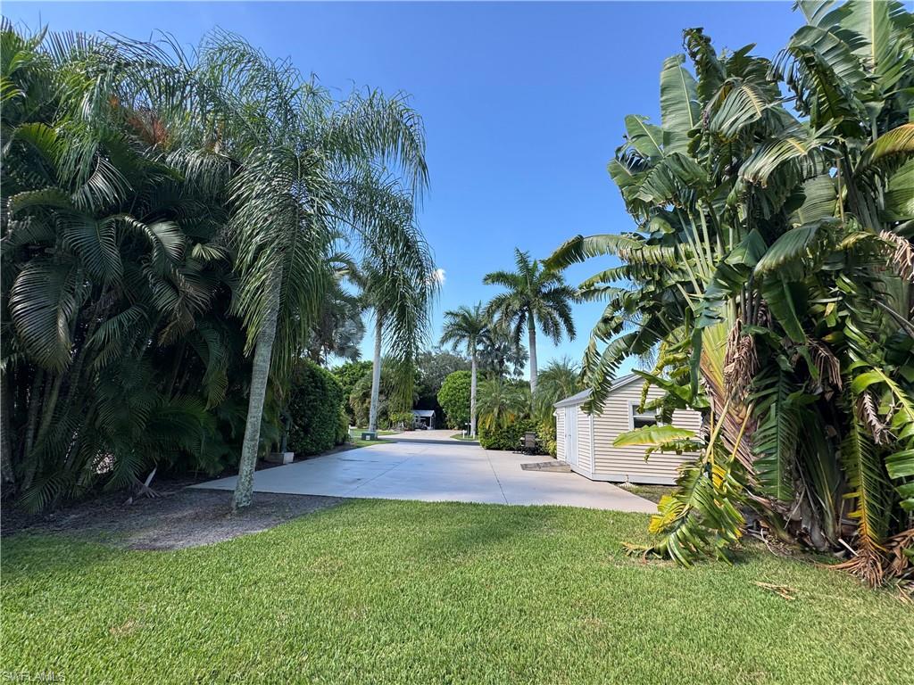 RIVERBEND MOTORCOACH RESORT - Land