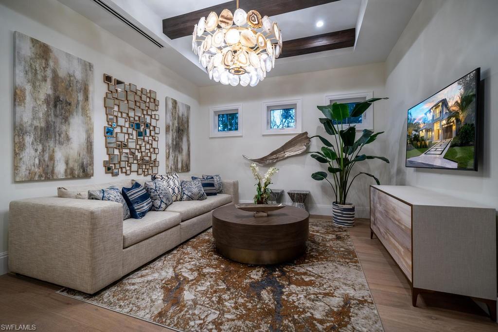 OLDE NAPLES - Residential