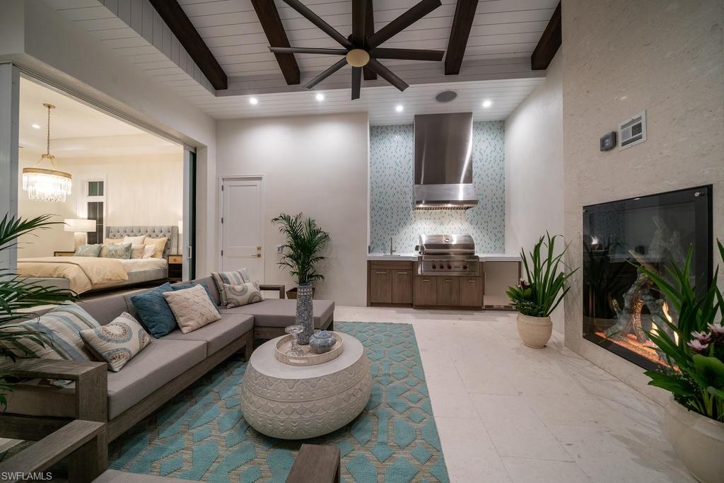 OLDE NAPLES - Residential