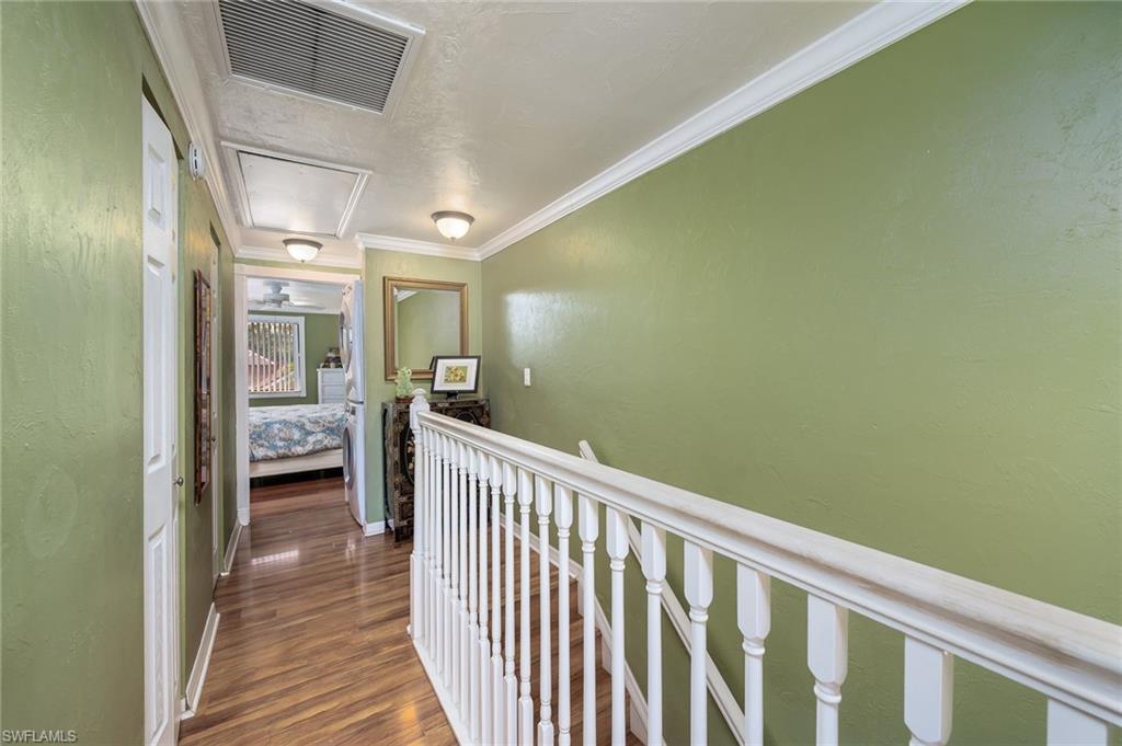 VILLAGES - Residential Lease