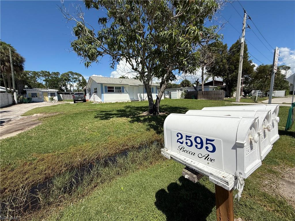 WEEKS REBECCA - Land