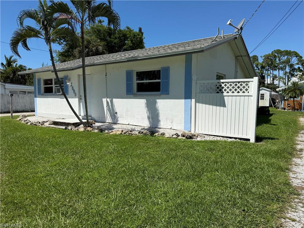 WEEKS REBECCA - Land