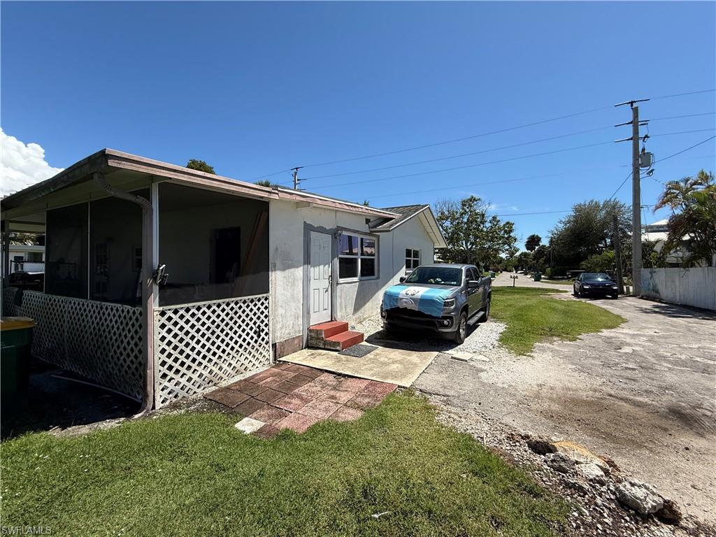 WEEKS REBECCA - Land