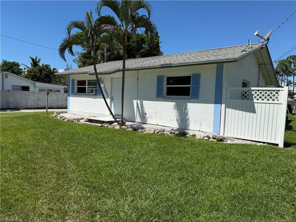 WEEKS REBECCA - Land