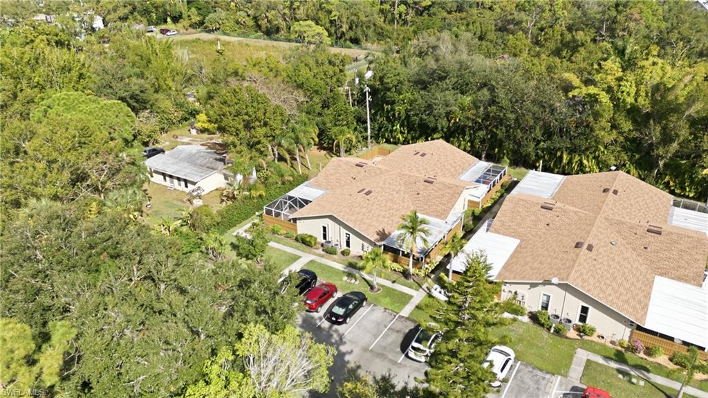 PALM LAKES - Residential