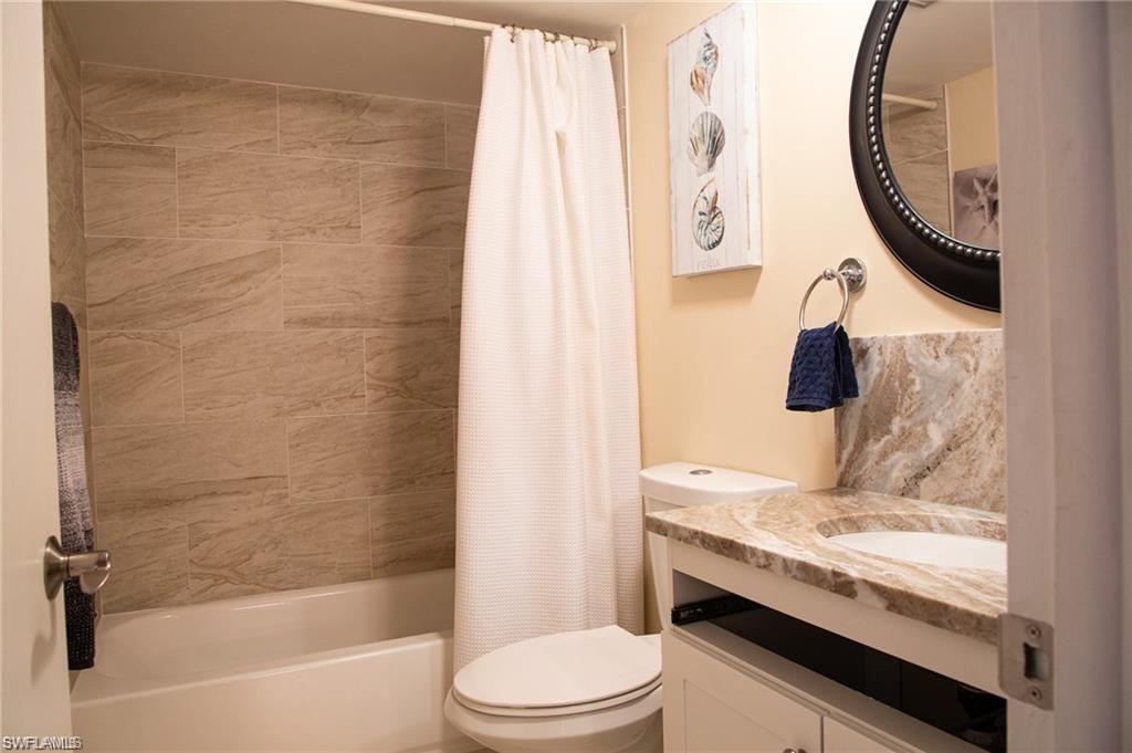 SEVEN LAKES - Residential Lease