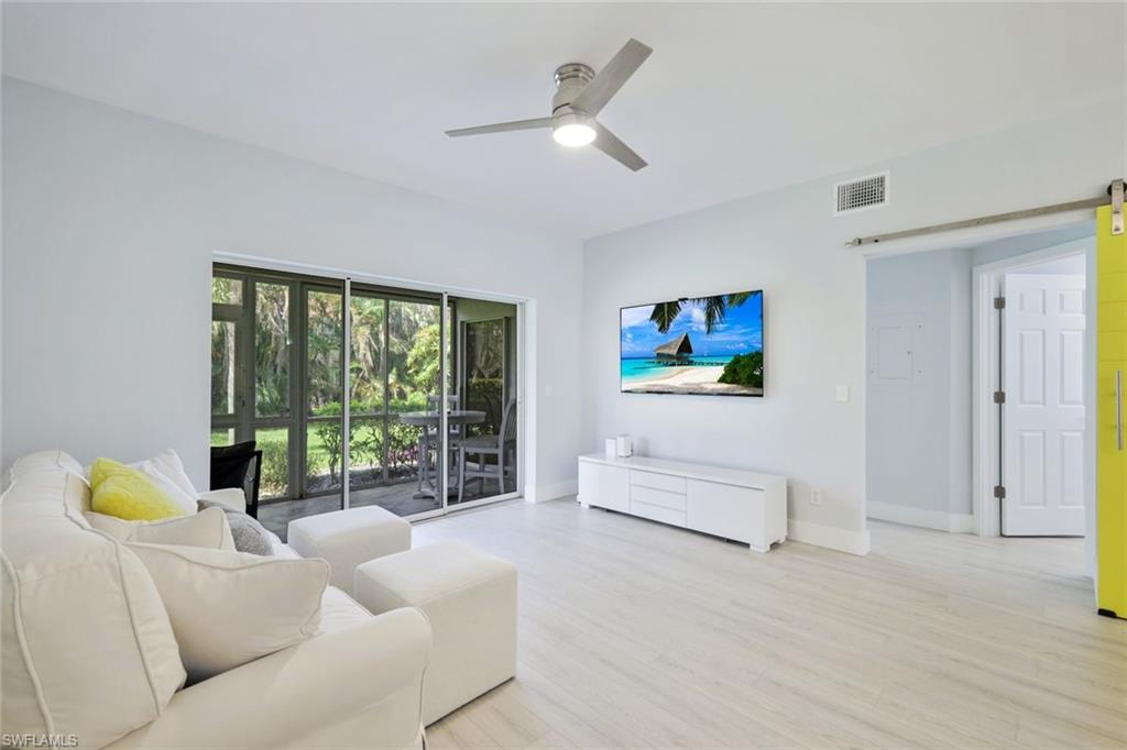 DANAH WAY CONDO - Residential