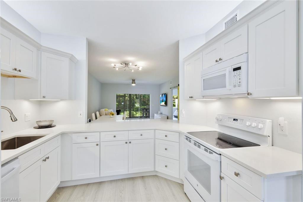 DANAH WAY CONDO - Residential