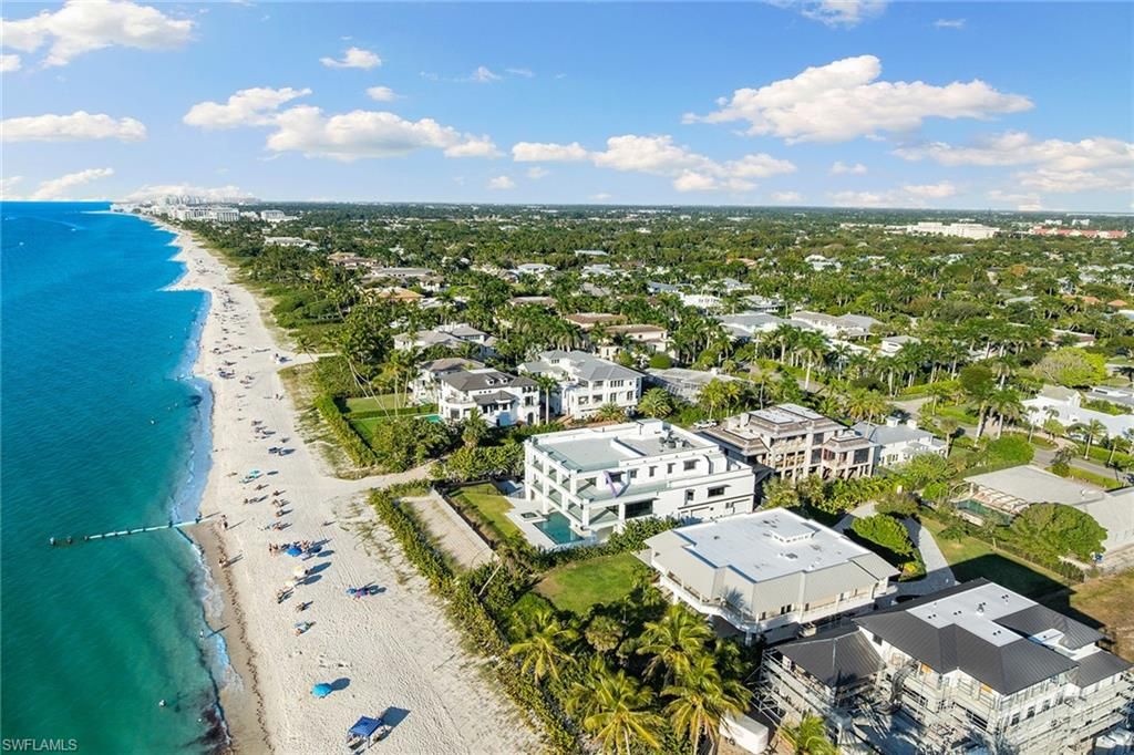 Photo of 26 2nd AVE S, NAPLES, FL 34102 (MLS # 225085203)