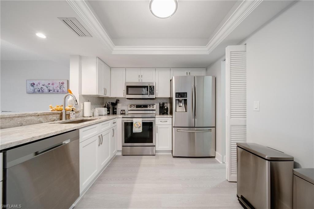 PELICAN RIDGE - Residential Lease