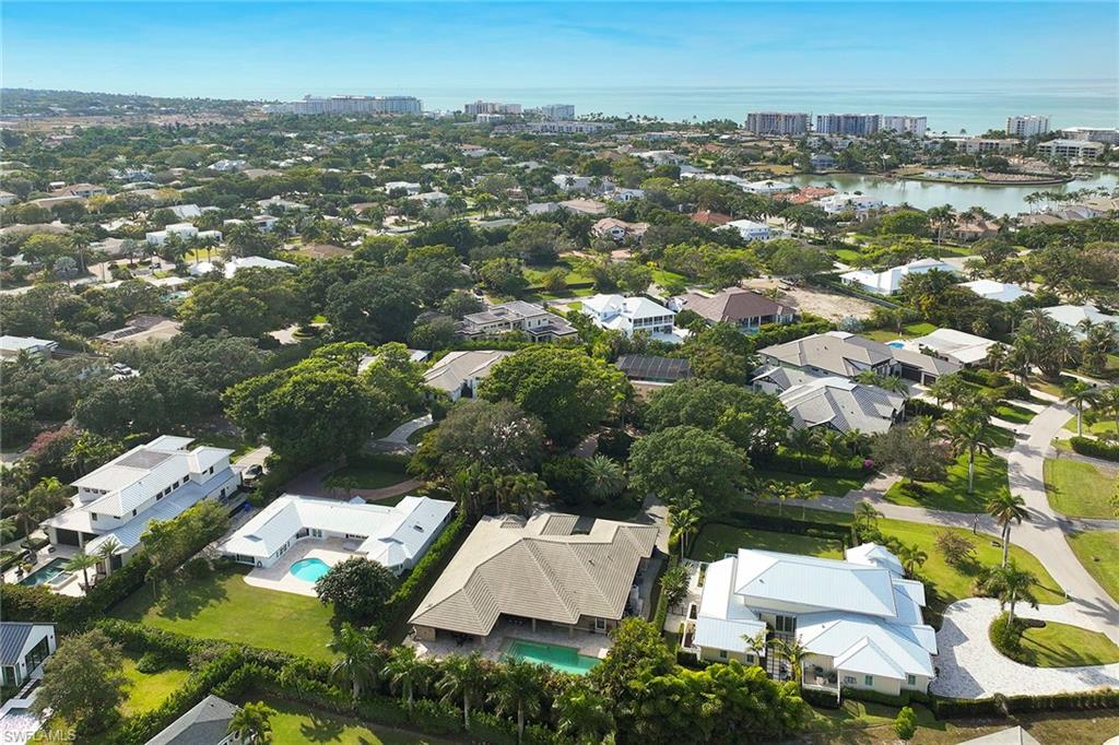 MOORINGS - Residential