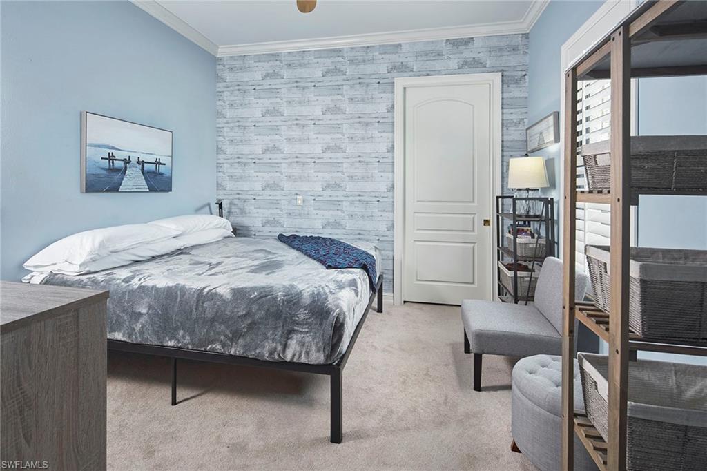 MOORINGS - Residential