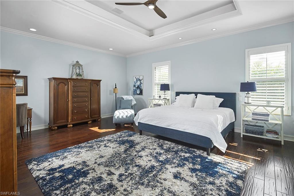 MOORINGS - Residential