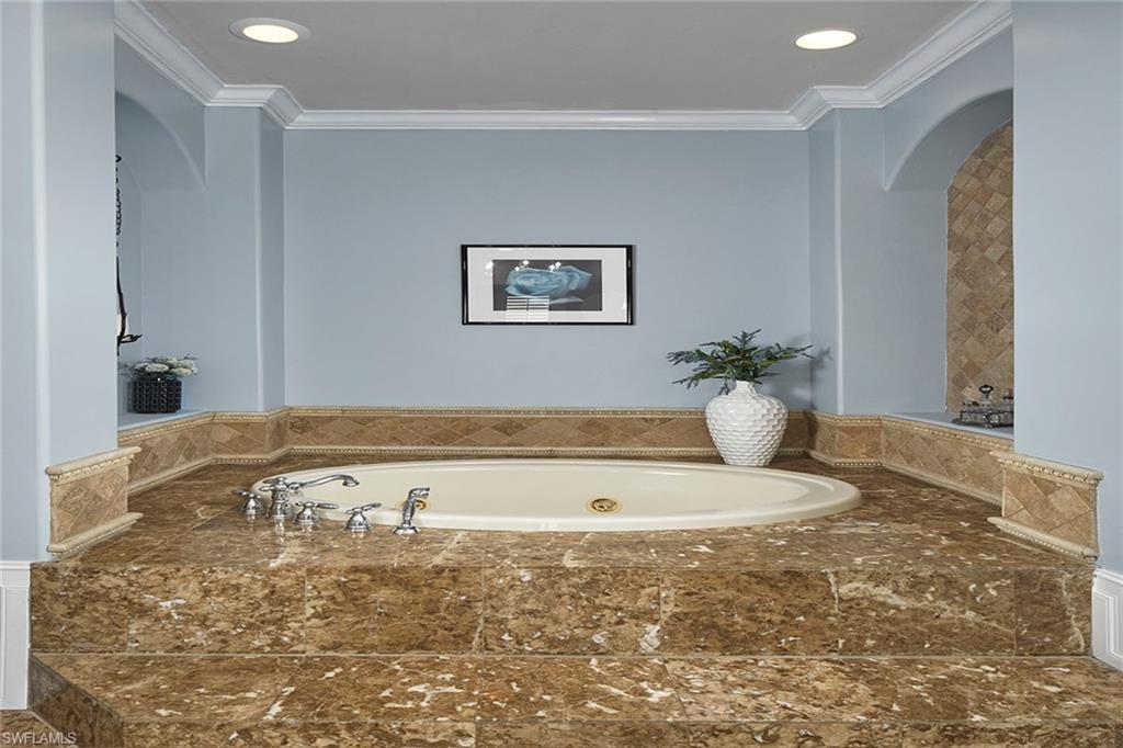 MOORINGS - Residential