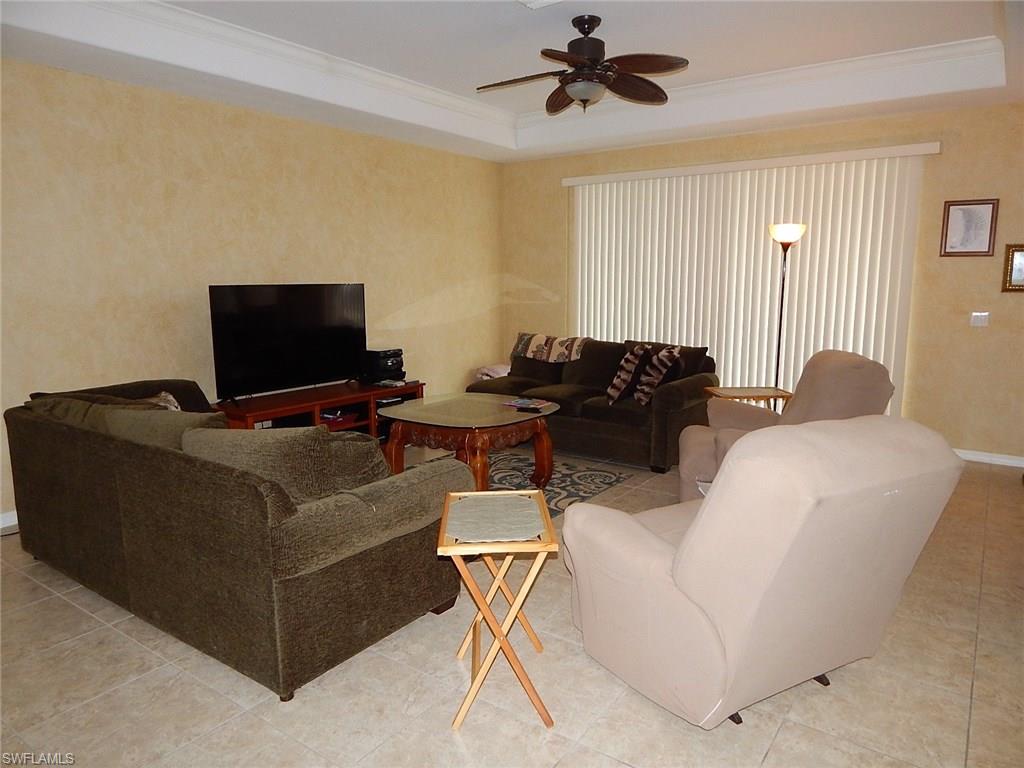 CORAL LAKES - Residential