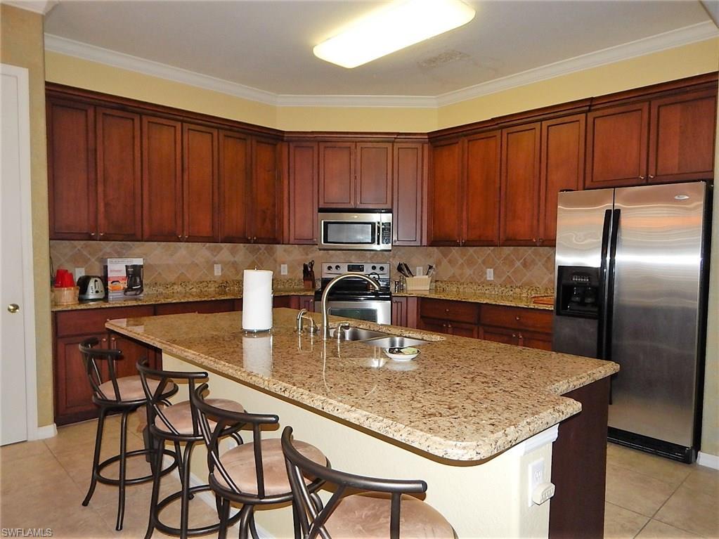 CORAL LAKES - Residential