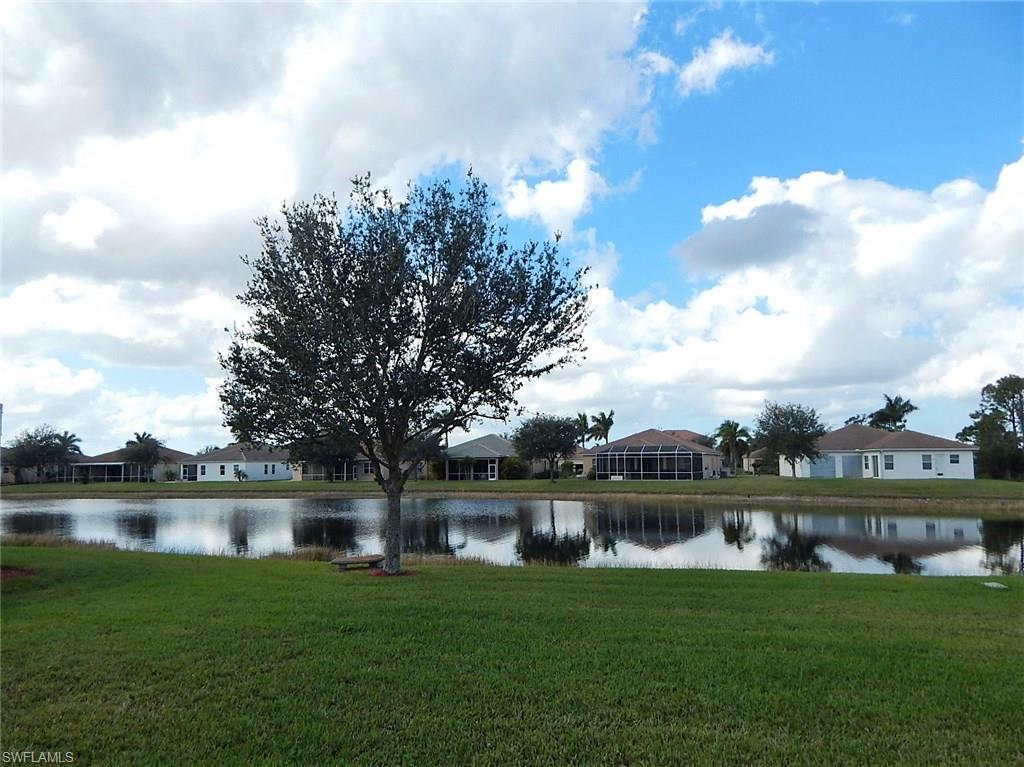 CORAL LAKES - Residential