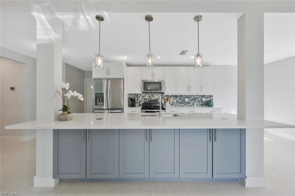 GOLDEN GATE ESTATES - Residential