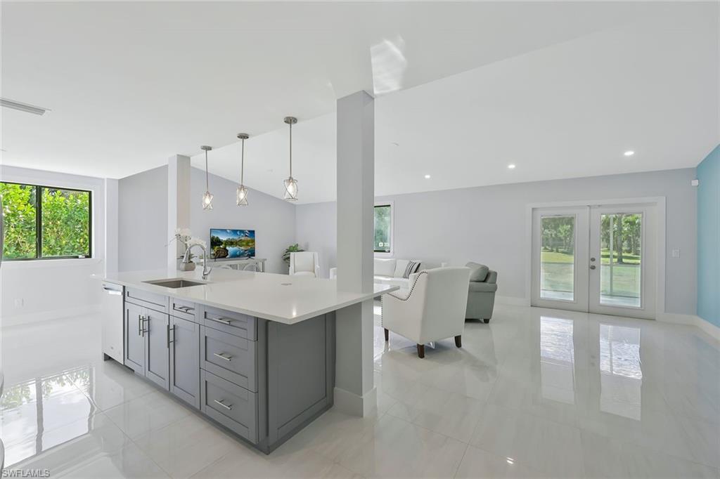 GOLDEN GATE ESTATES - Residential