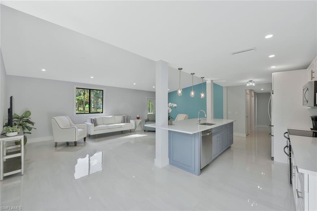 GOLDEN GATE ESTATES - Residential