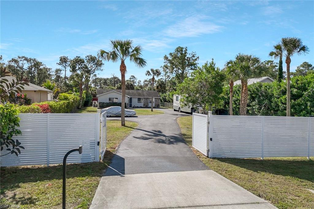 GOLDEN GATE ESTATES - Residential