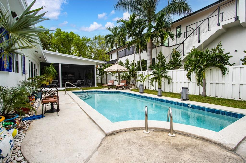 OLDE NAPLES - Residential Lease