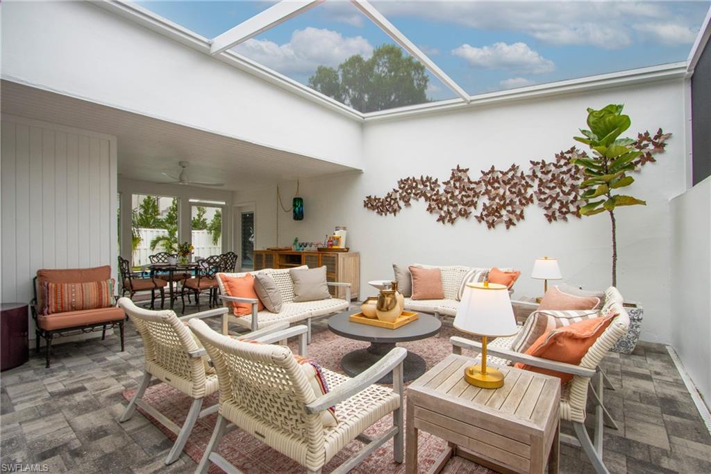 OLDE NAPLES - Residential Lease