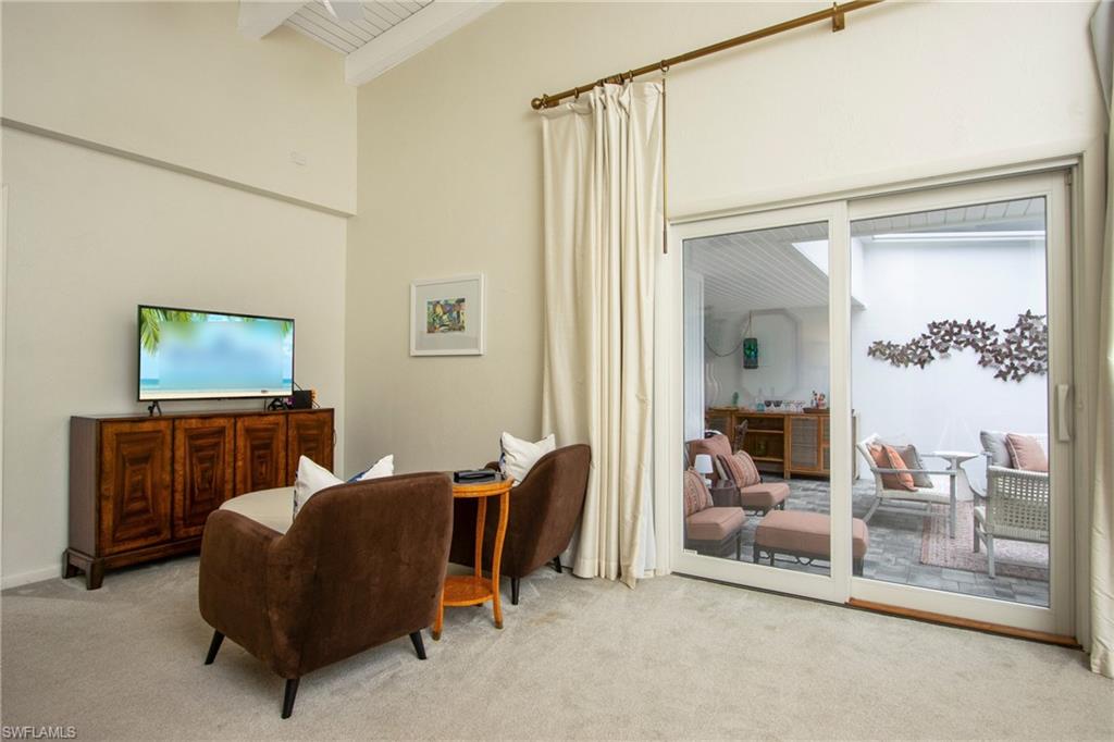 OLDE NAPLES - Residential Lease