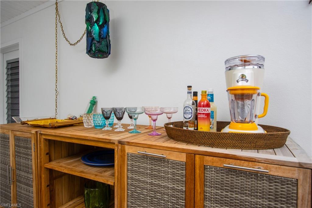 OLDE NAPLES - Residential Lease