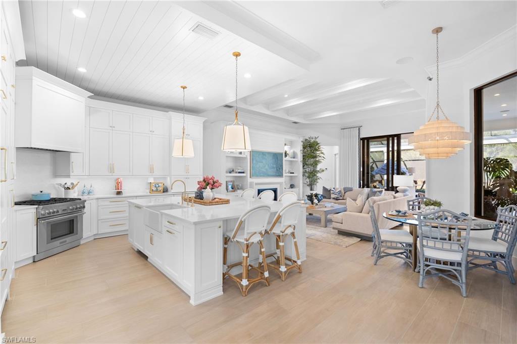 MAHOGANY BEND - Residential