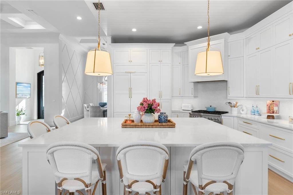 MAHOGANY BEND - Residential