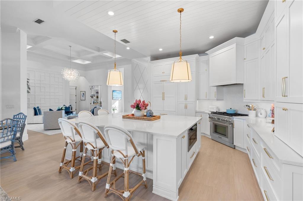 MAHOGANY BEND - Residential