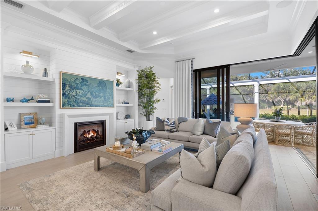 MAHOGANY BEND - Residential