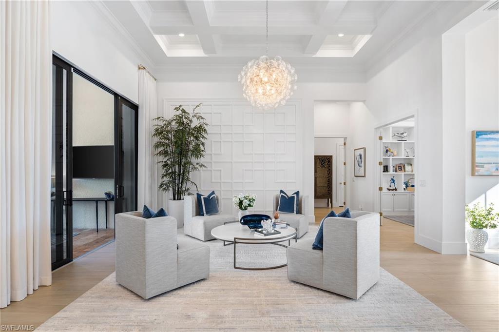 MAHOGANY BEND - Residential