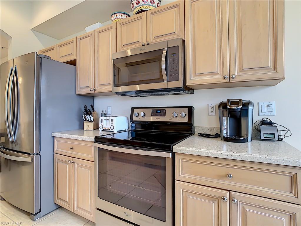 PEBBLE BEACH - Residential