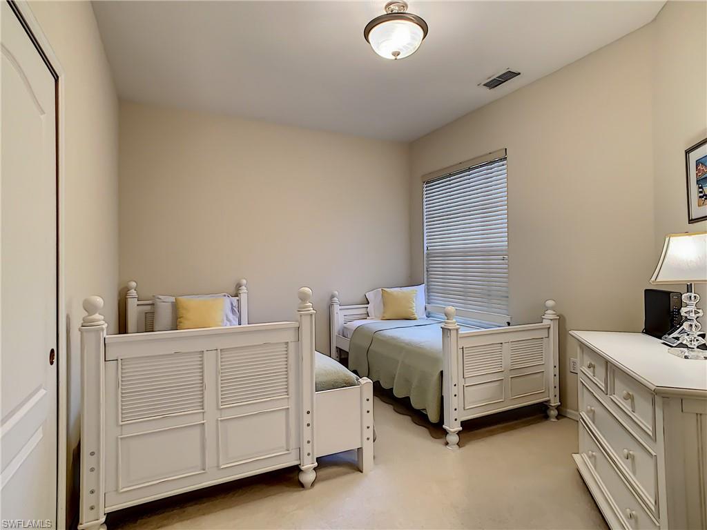 PEBBLE BEACH - Residential