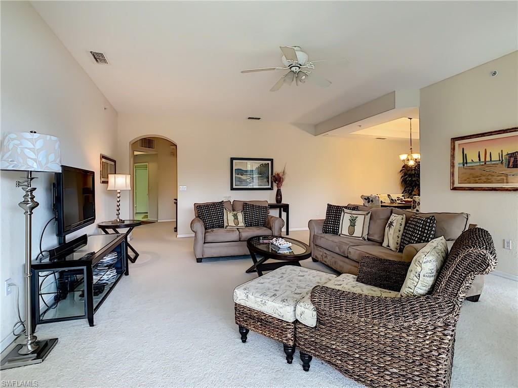 PEBBLE BEACH - Residential