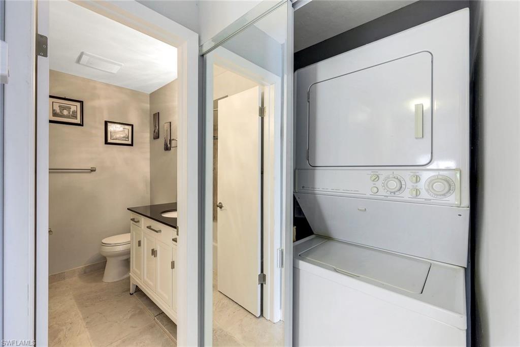 GLADES COUNTRY CLUB - Residential