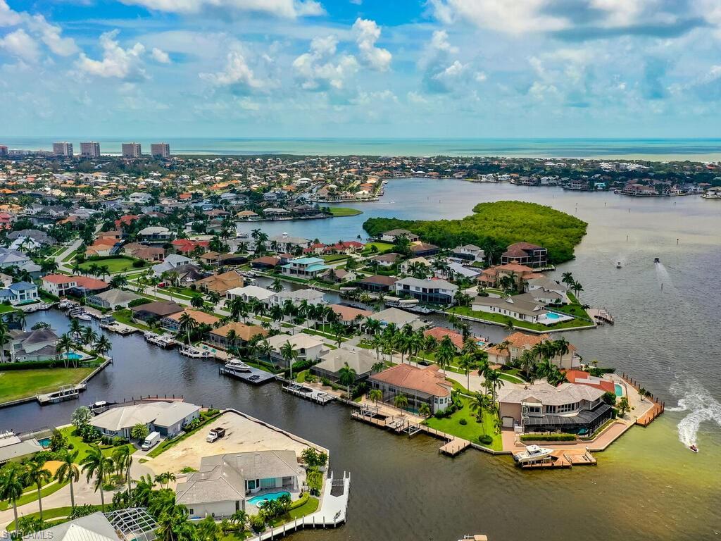 MARCO ISLAND - Residential