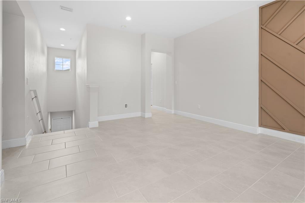 AVALON - Residential Lease