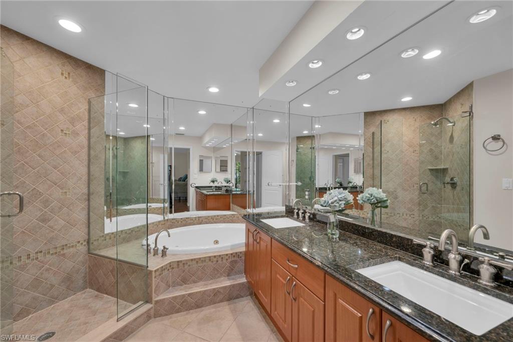 BERMUDA CAYS - Residential