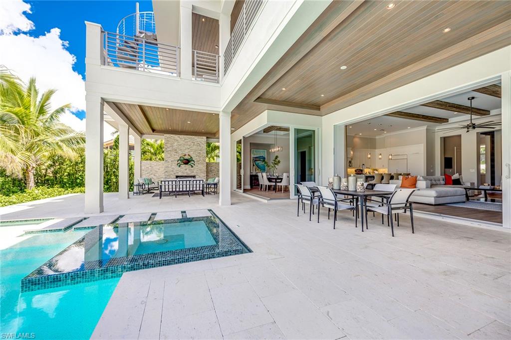 ROYAL HARBOR - Residential