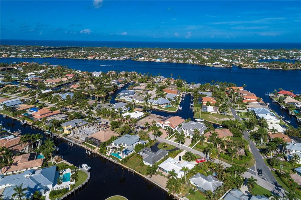 ROYAL HARBOR - Residential