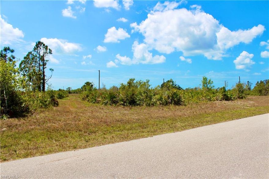 Welcome to 7 Wake Court in Placida, Florida – a sensational vacant lot located in the desirable Deed Restricted Community of Rotonda Sands. Build your oasis pool home on this southern rear exposure cul-de-sac lot--where your new pool gets sun all day all year!! This location is just minutes away from the sands & surf of our Gulf of America Beaches, the many challenging area Championship golf courses, shopping and area vibrant bars & restaurants. Don't miss your chance to own a piece of Paradise – come and see this exceptional lot today and start planning your Dream Home here in gorgeous Placida, Florida.