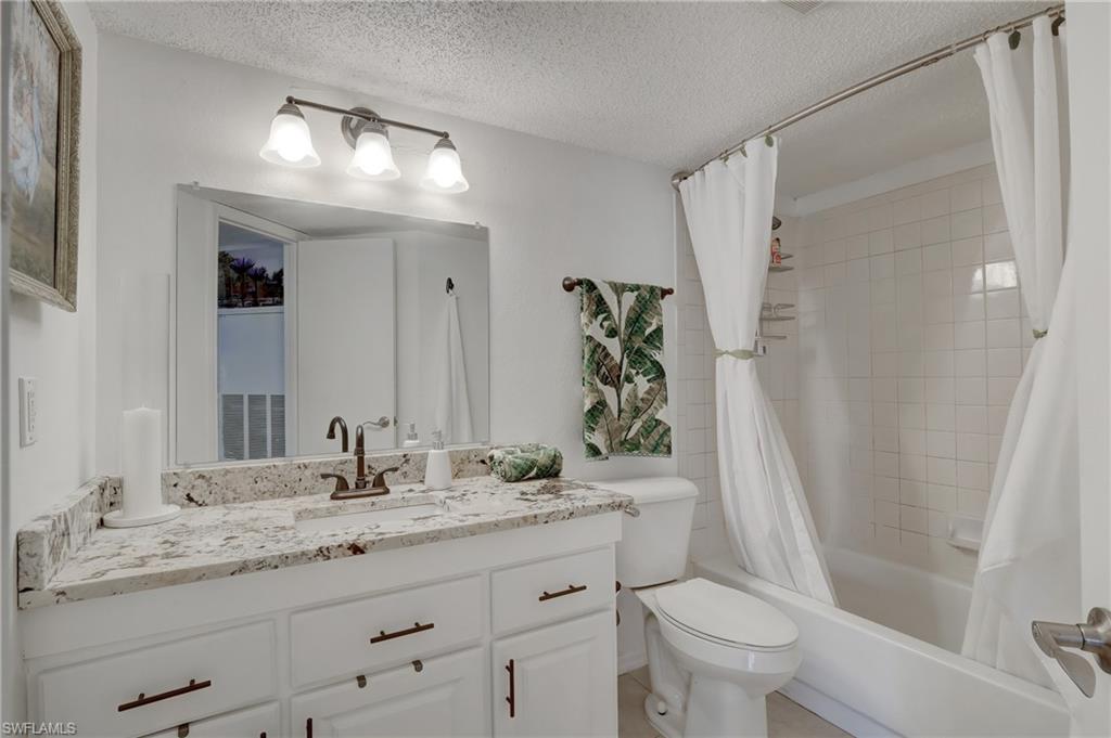 VENETIAN PALMS - Residential