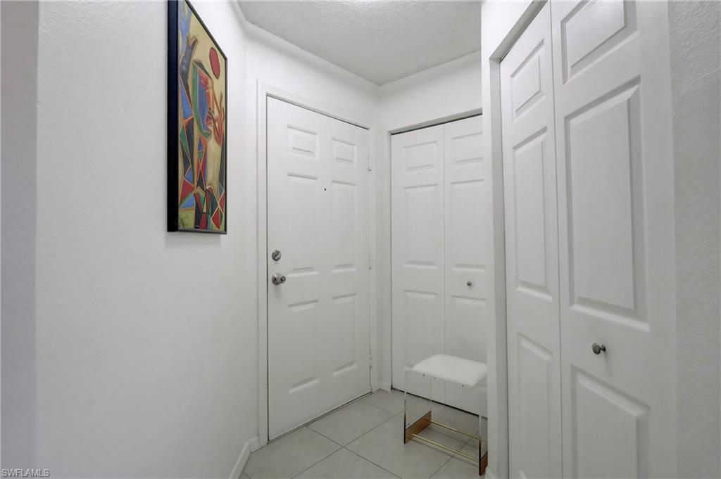 VENETIAN PALMS - Residential