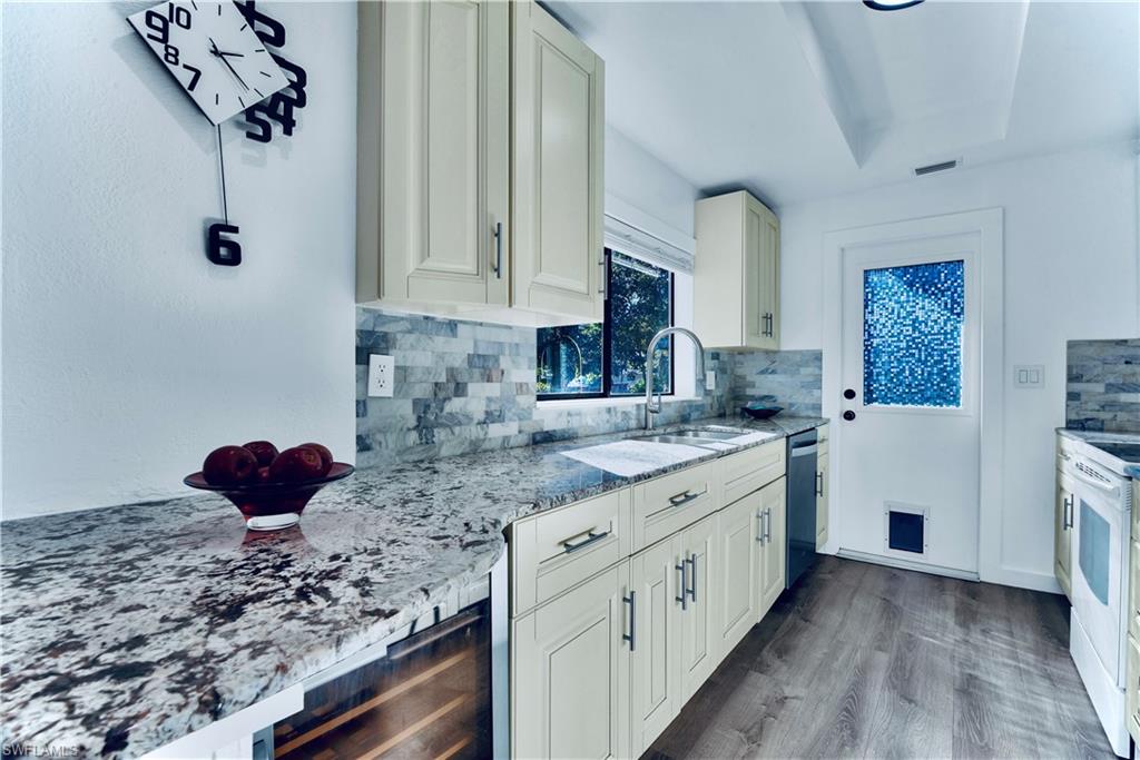 NORTH FORT MYERS - Residential