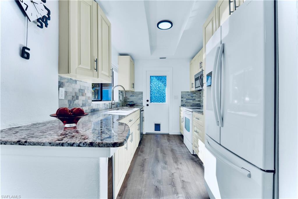 NORTH FORT MYERS - Residential